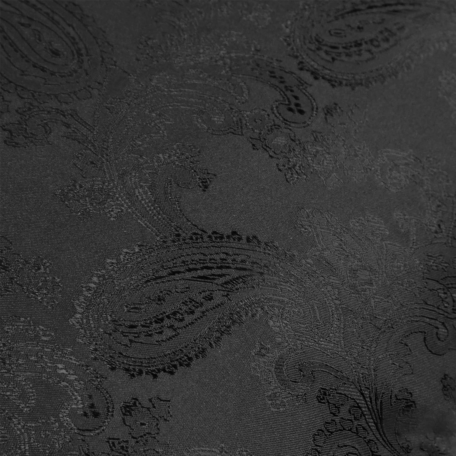 Coussin à Motif Gothique Noir 9 Coussin à Motif Gothique Noir – Image 7