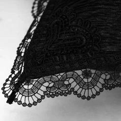 Coussin Décoratif 'Ribcage' Noir Et Rouge -Magasin De Mode coussin decoratif ribcage noir et rouge 11