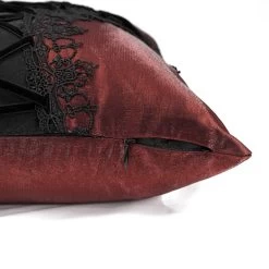 Coussin Gothique 'Cross-Shaped' Bordeaux Et Noir -Magasin De Mode coussin gothique cross shaped bordeaux et noir 6