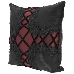Coussin Gothique 'Cross-Shaped' Noir Et Rouge -Magasin De Mode coussin gothique cross shaped noir et rouge 2