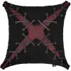 Coussin 'Punk' Noir Et Rouge En Forme De X 2 Coussin 'Punk' Noir Et Rouge En Forme De X -Magasin De Mode coussin punk noir et rouge en forme de x