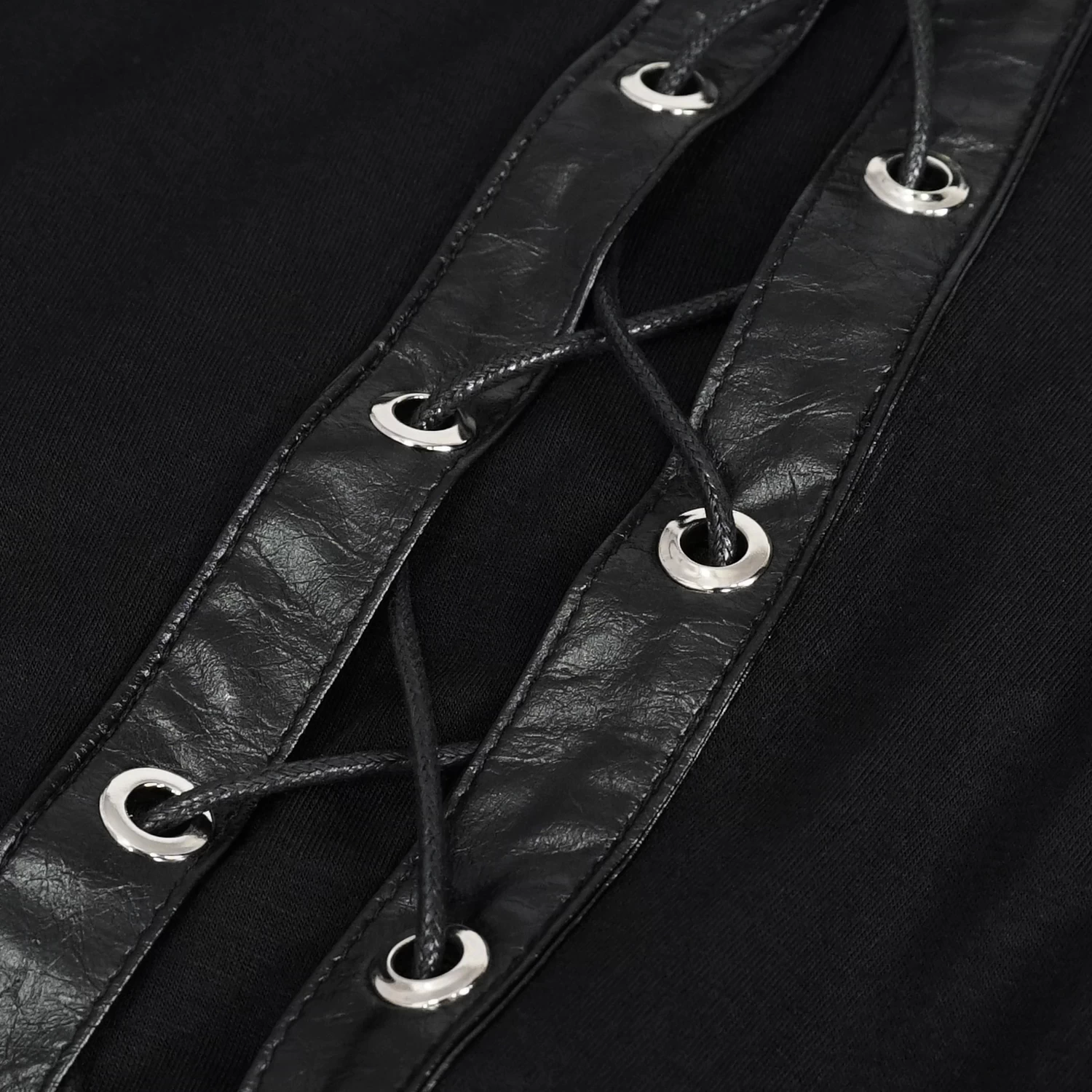 Crop Top à Capuche 'Pentagram' Noir 14 Crop Top à Capuche 'Pentagram' Noir – Image 12