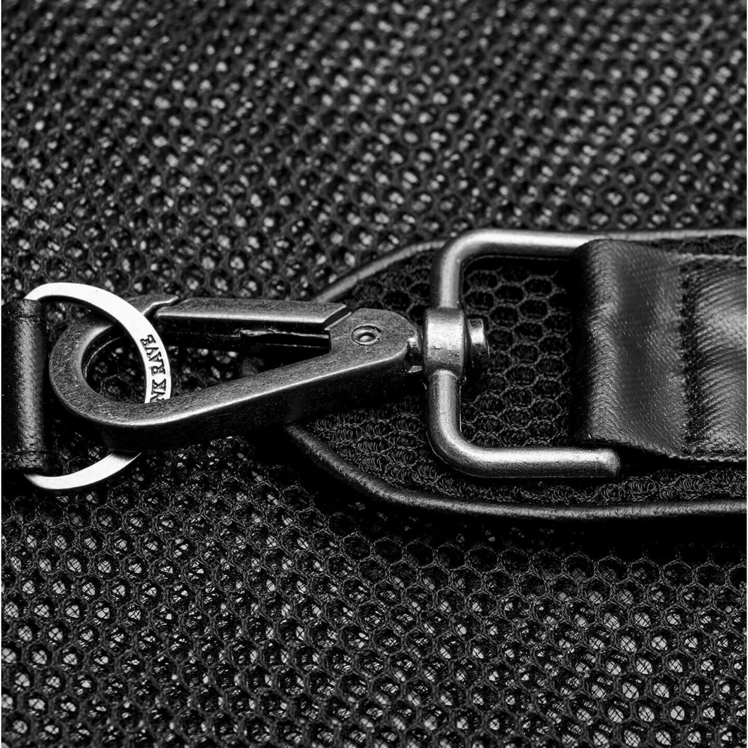 Gilet Gothique 'MeshMachine' Noir 10 Gilet Gothique 'MeshMachine' Noir – Image 8