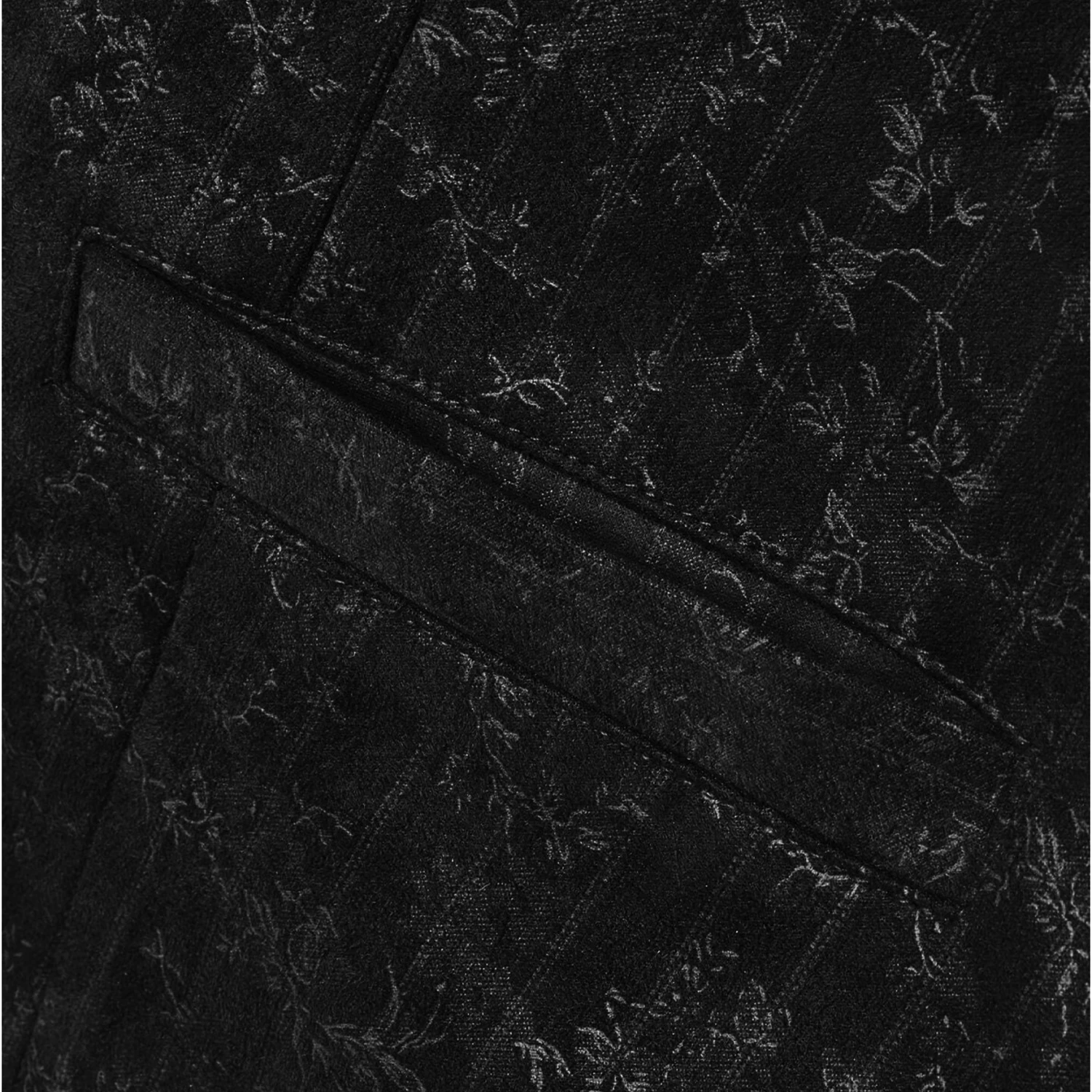 Gilet Gothique 'Nostalgic Lover' Noir 13 Gilet Gothique 'Nostalgic Lover' Noir – Image 11