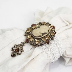 Jabot 'Ishmael' Blanc -Magasin De Mode jabot ishmael blanc 7