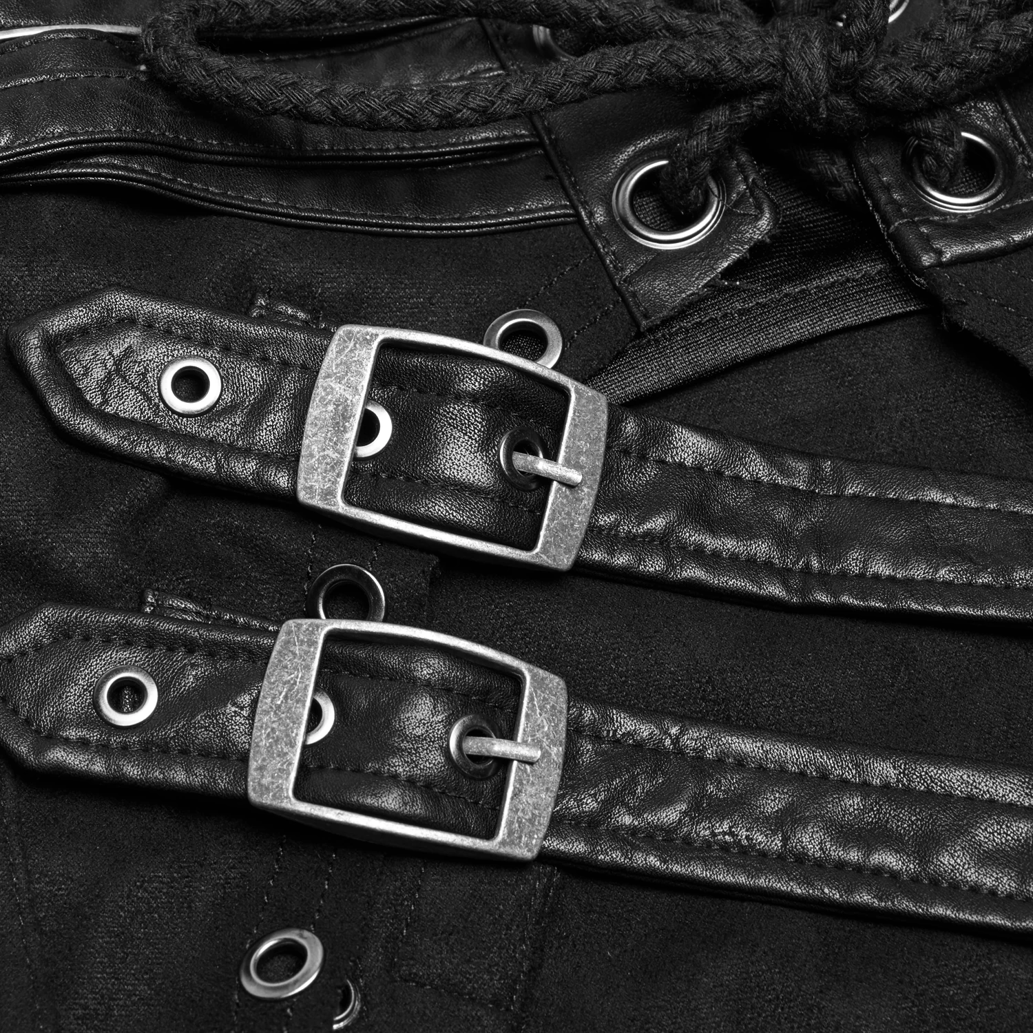 Longue Jupe 'Katana' Noire 19 Longue Jupe 'Katana' Noire – Image 17