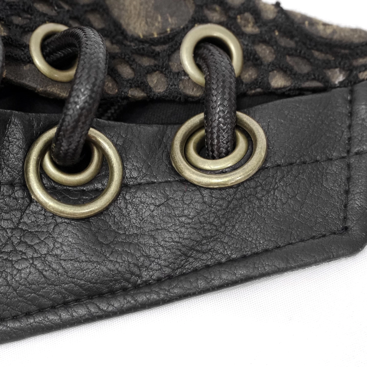 Masque 'Copper Crow' Noir Et Marron 8 Masque 'Copper Crow' Noir Et Marron – Image 6