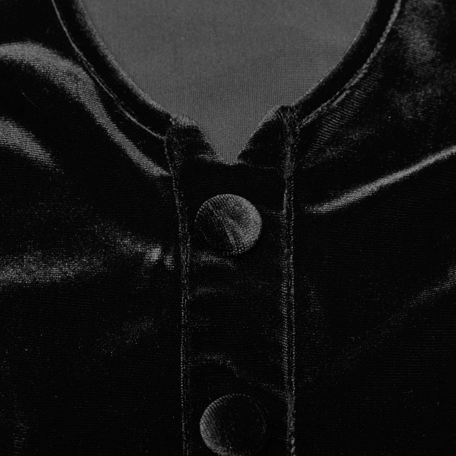 Mini Robe 'Dark Bat' Noire Et Blanche 21 Mini Robe 'Dark Bat' Noire Et Blanche – Image 19