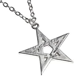 Pendentif 'Black Star' -Magasin De Mode pendentif black star 2