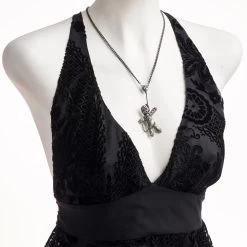 Pendentif 'Voodoo Doll' -Magasin De Mode pendentif voodoo doll 5