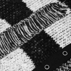 Pull 'Dark Doll' à Rayures Noires Et Blanches 39 Pull 'Dark Doll' à Rayures Noires Et Blanches -Magasin De Mode pull dark doll a rayures noires et blanches 17