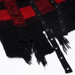 Pull 'Dark Doll' à Rayures Rouges Et Noires -Magasin De Mode pull dark doll a rayures rouges et noires 15