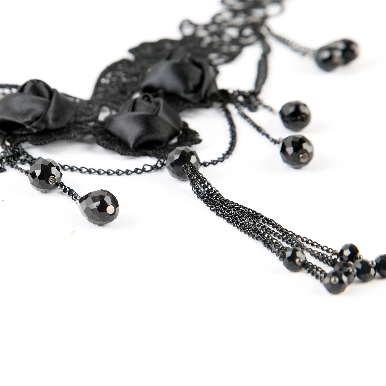 Ras Du Cou 'Black Roses' Noir 6 Ras Du Cou 'Black Roses' Noir – Image 4