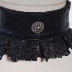 Top En Dentelle Noire 'Thyone' 18 Top En Dentelle Noire 'Thyone' -Magasin De Mode top en dentelle noire thyone 1 7