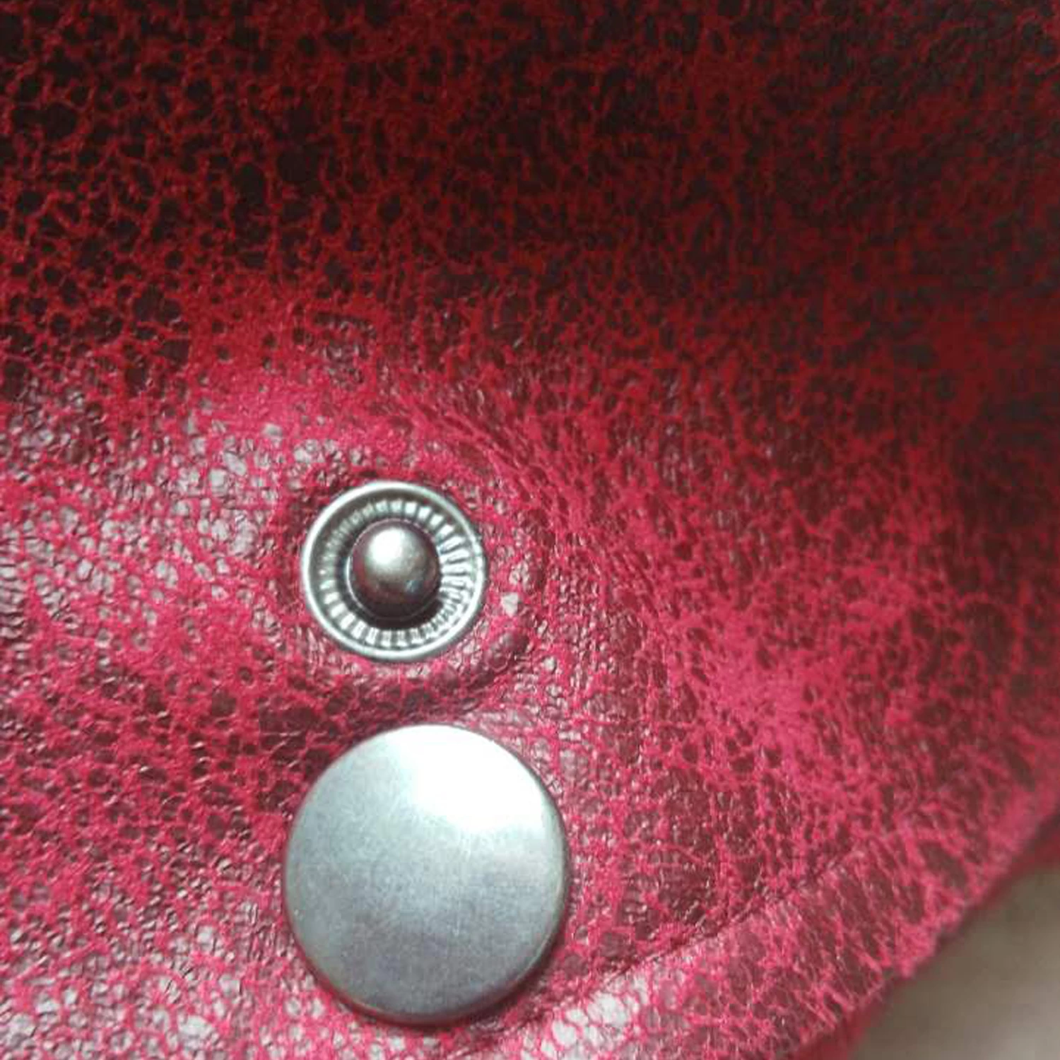 Veste à Capuche 'Assassins Creed' Rouge 16 Veste à Capuche 'Assassins Creed' Rouge – Image 14