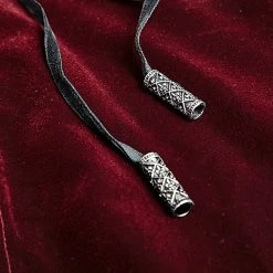 Veste Queue De Pie 'Bloodborne' En Velours Rouge Sang -Magasin De Mode veste queue de pie bloodborne en velours rouge sang 18